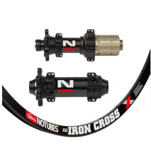 Stan's No Tubes ZTR Iron Cross 700C / Novatec  D411CB / D412CB Carbon Straightpull IS 1415g wheelset